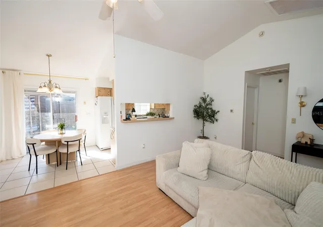 Photo 2 of Single family home for sale at 1327 Waterview Blvd E, Lakeland, FL 33801 | MLS# O6449178 | Listing updated on 2026-10-20