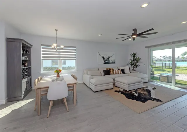 Photo 2 of Single family home for sale at 785 Ibiza Loop, Venice, FL 34292 | MLS# TB8557183 | Listing updated on 2026-10-22