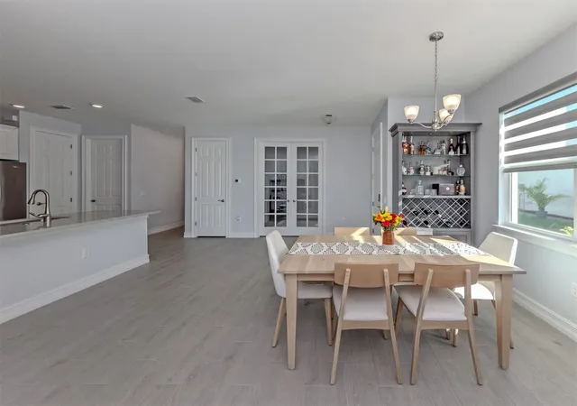 Photo 4 of House for sale at 785 Ibiza Loop, Venice, FL 34292 | MLS# TB8557183 | Listing updated on 2026-10-22