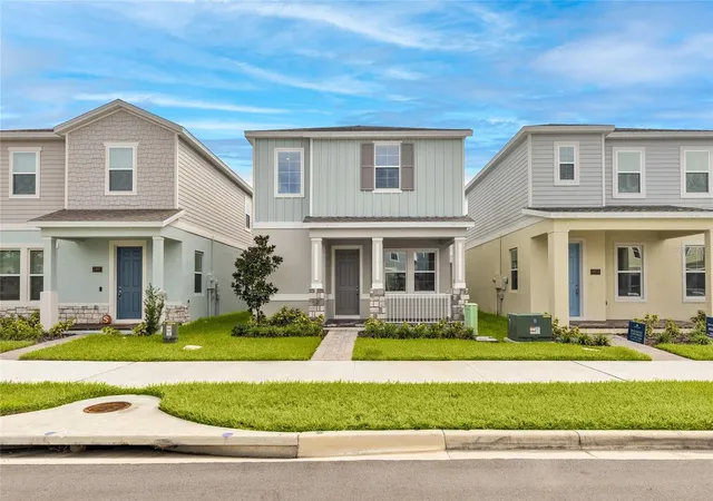 Photo 2 of Single family home for sale at 13013 Serene Glade Rd, Winter Garden, FL 34787 | MLS# O6449185 | Listing updated on 2026-10-16