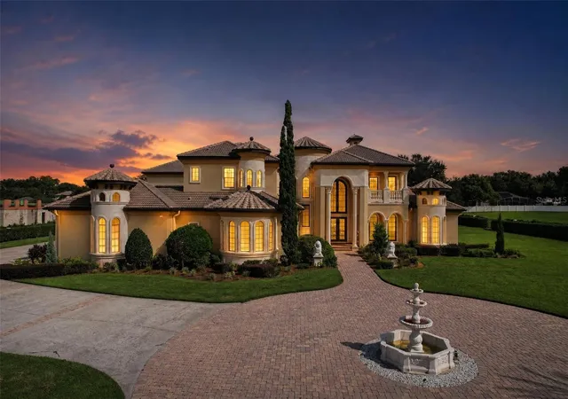 Photo 1 of Mansion for sale at 9615 Windy Ridge Rd, Windermere, FL 34786 | MLS# O6449197 | Listing updated on 2026-10-27
