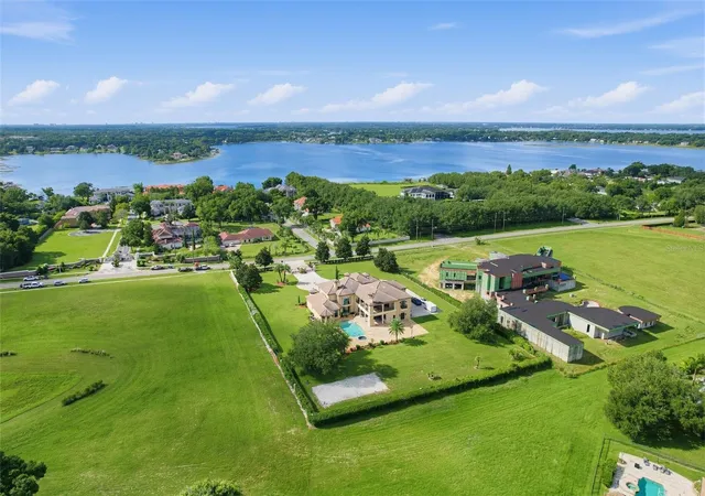 Photo 41 of Mansion for sale at 9615 Windy Ridge Rd, WINDERMERE, FL 34786 | MLS# O6449197 | Listing updated on 2026-10-27