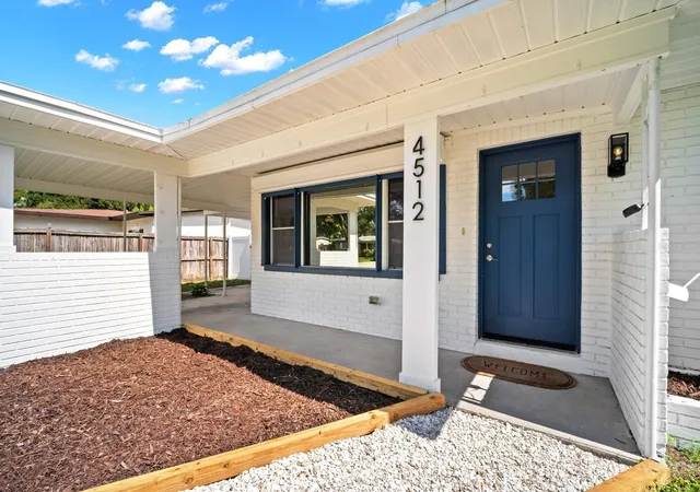 Photo 3 of Single family home for sale at 4512 S Lois Ave, Tampa, FL 33611 | MLS# TB8557204 | Listing updated on 2026-10-20