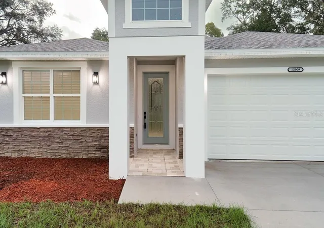Photo 2 of Single family home for sale at 13909 SE 53rd Terrace, Summerfield, FL 34491 | MLS# OM733883 | Listing updated on 2026-10-20