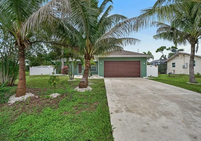 Photo 1 of Single family home for sale at 9293 Fruitland Ave, Englewood, FL 34224 | MLS# TB8557213 | Listing updated on 2026-10-14