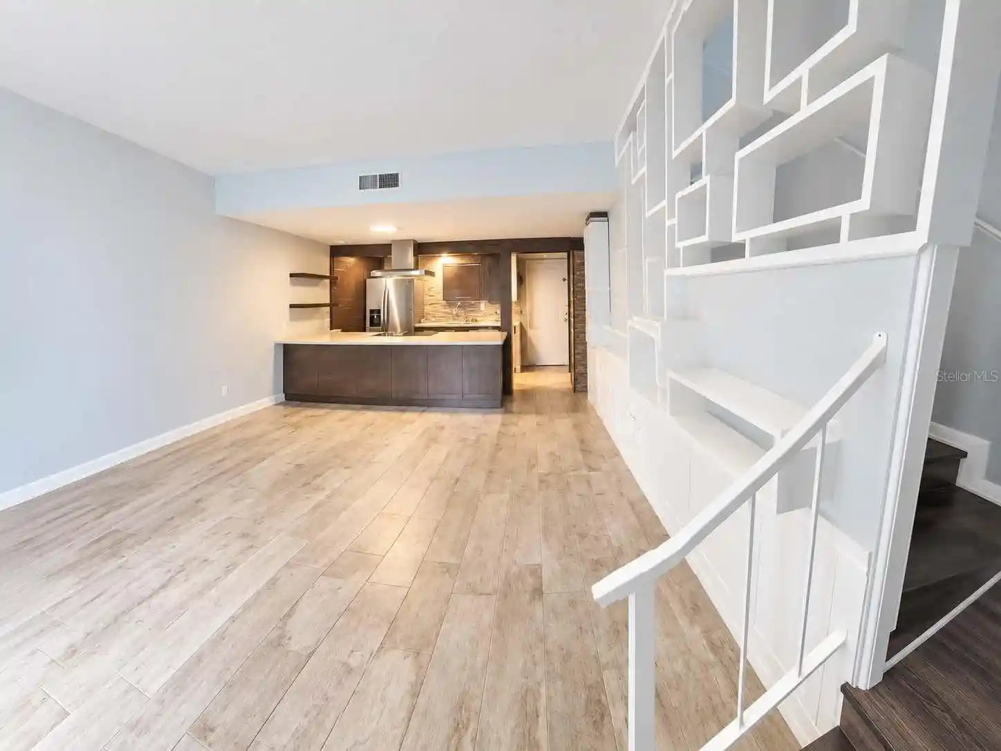 Listing Photo 2 - Condo for sale in 1548 SE 27th St located at 1548 SE 27th St, OCALA, FL 34471 - Unit 1548 SE 27 Street