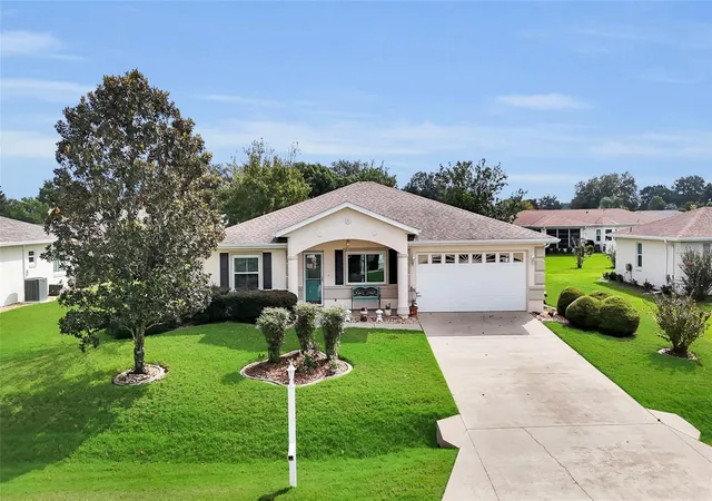 Single family home for sale at 9889 SW 63rd Court, OCALA, FL 34476 | MLS# OM733886