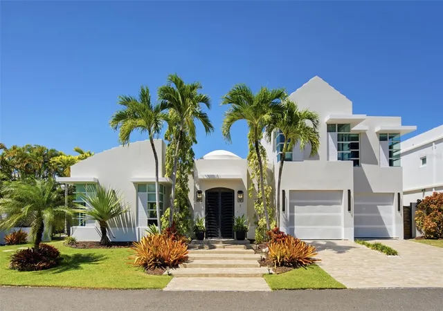 Photo 1 of Single family home for sale at 7 Palma Real, Dorado, PR 00646 | MLS# PR9124913 | Listing updated on 2026-10-16