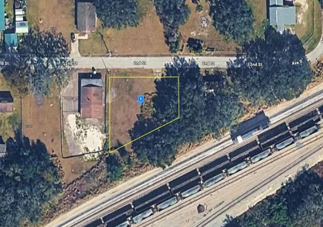 Photo 1 of Land for sale at 2200 2nd Street, Mulberry, FL 33860 | MLS# A4709286 | Listing updated on 2026-10-21