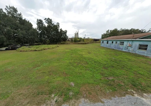 Photo 2 of Land for sale at 2200 2nd Street, Mulberry, FL 33860 | MLS# A4709286 | Listing updated on 2026-10-21