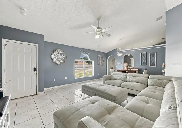 Photo 3 of Single family home for sale at 10521 Rocking A Run, Orlando, FL 32825 | MLS# O6449229 | Listing updated on 2026-10-23