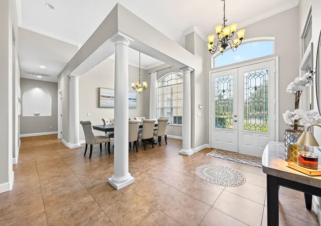 Photo 4 of Single family home for sale at 609 Viana Ct, Winter Springs, FL 32708 | MLS# O6449245 | Listing updated on 2026-10-14