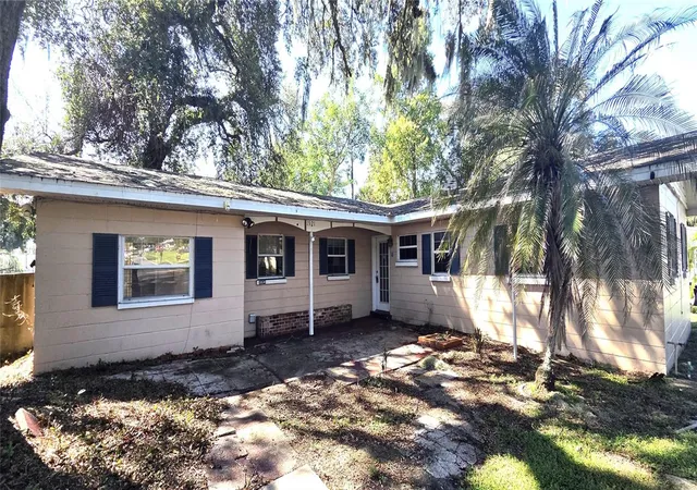 Photo 1 of Single family home for sale at 1921 Sylvester Rd, Lakeland, FL 33803 | MLS# L4965728 | Listing updated on 2026-10-14