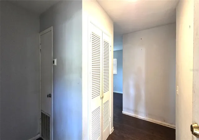 Photo 4 of Single family home for sale at 1921 Sylvester Rd, Lakeland, FL 33803 | MLS# L4965728 | Listing updated on 2026-10-14