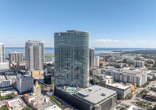 Condo for sale at 400 Central Ave #2005, Saint Petersburg, FL 33701 | MLS# TB8557274