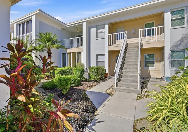 Photo 1 of Condo for sale at 427 Cerromar Ln #356, Venice, FL 34293 | MLS# N6146166 | Listing updated on 2026-10-20