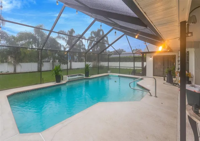 Photo 4 of Single family home for sale at 390 Jenico Ct, Spring Hill, FL 34609 | MLS# TB8557322 | Listing updated on 2026-10-15