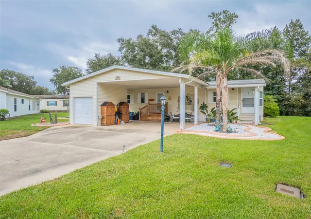 Photo 3 of Manufactured home for sale at 4634 Belle Grv, Leesburg, FL 34748 | MLS# G5118972 | Listing updated on 2026-10-13