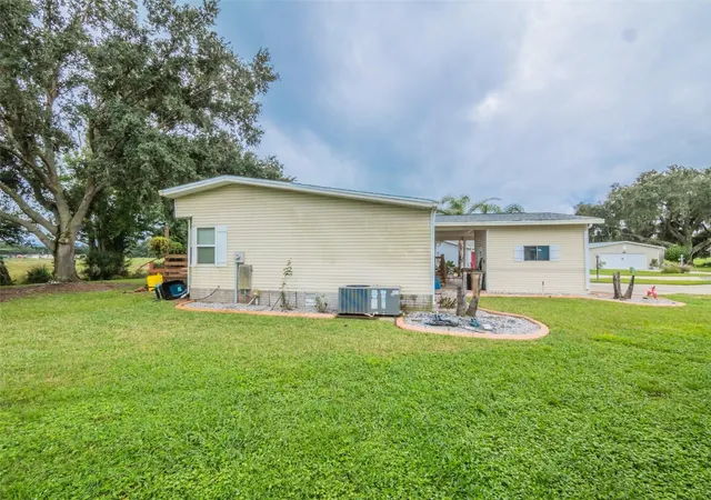 Photo 4 of Manufactured home for sale at 4634 Belle Grv, Leesburg, FL 34748 | MLS# G5118972 | Listing updated on 2026-10-13