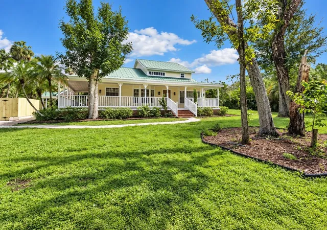 Single family home for sale at 3705 65th Street E, BRADENTON, FL 34208 | MLS# A4709318