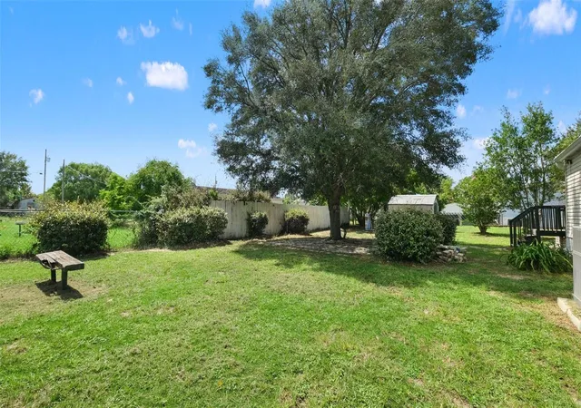 Photo 3 of Manufactured home for sale at 16100 Lacanto St, Brooksville, FL 34604 | MLS# W7890266 | Listing updated on 2026-10-14