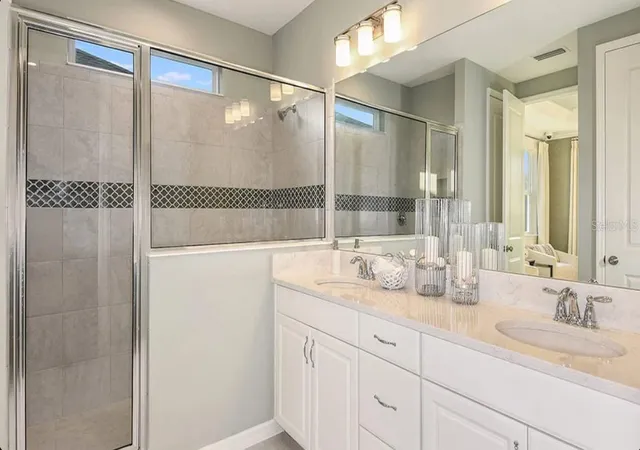 Photo 3 of Single family home for sale at 14775 Fld Daisy Dr, Winter Garden, FL 34787 | MLS# O6449282 | Listing updated on 2026-10-13