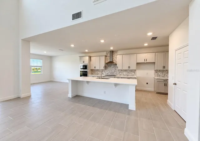 Photo 1 of Single family home for sale at 7028 Rolling Gdns Loop, Groveland, FL 34736 | MLS# O6449285 | Listing updated on 2026-10-13