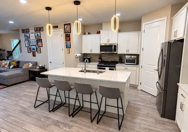 Photo 3 of Single family home for sale at 11861 Blamey Trl, Odessa, FL 33556 | MLS# W7890267 | Listing updated on 2026-10-15