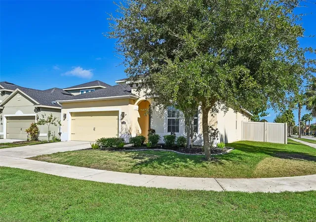 Photo 1 of Single family home for sale at 11103 Spring Point Cir, Riverview, FL 33579 | MLS# A4709322 | Listing updated on 2026-10-29