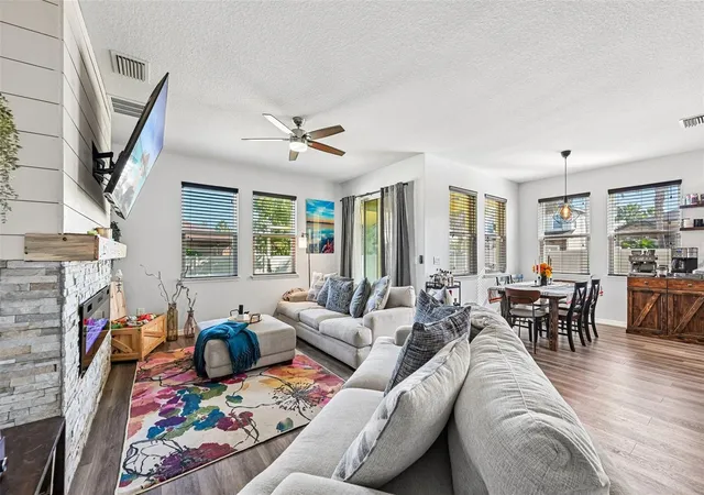 Photo 3 of Single family home for sale at 11103 Spring Point Cir, Riverview, FL 33579 | MLS# A4709322 | Listing updated on 2026-10-29