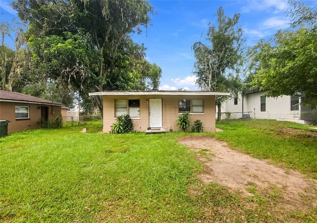 Single family home for sale at 375 S 10th Avenue, BARTOW, FL 33830 | MLS# TB8557337