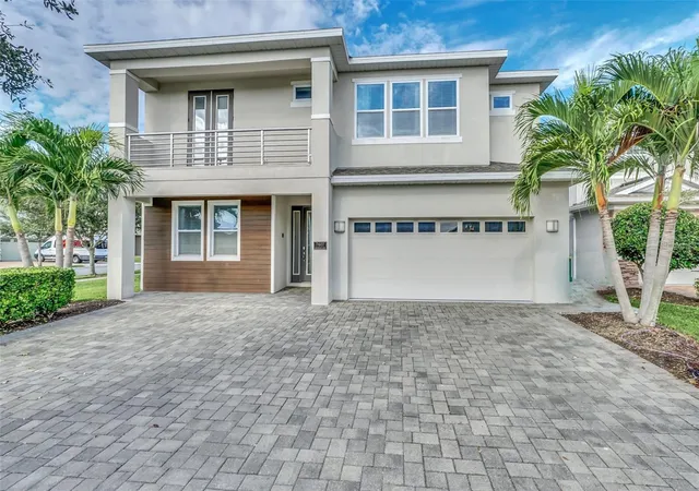 Photo 1 of Single family home for sale at 7607 Mackinaw Ln, Kissimmee, FL 34747 | MLS# O6449290 | Listing updated on 2026-10-13