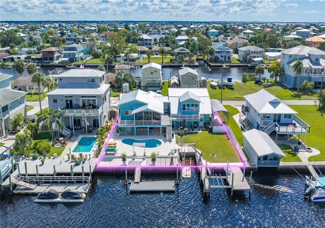 Photo 1 of Single family home for sale at 3337 Mangrove Dr, Hernando Beach, FL 34607 | MLS# W7890268 | Listing updated on 2026-10-19