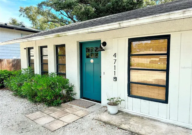 Photo 1 of Multi family home for sale at 4711 Hollingsworth Ave, Sarasota, FL 34233 | MLS# A4709326 | Listing updated on 2026-10-23