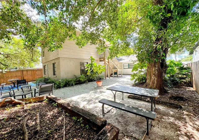 Photo 1 of House for sale at 4711 Hollingsworth Ave, Sarasota, FL 34233 | MLS# A4709326 | Listing updated on 2026-10-23