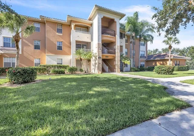 Photo 2 of Condo for sale at 3948 Pomodoro Cir #102, Cape Coral, FL 33909 | MLS# C7531924 | Listing updated on 2026-10-14