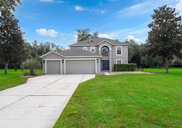 Photo 2 of Single family home for sale at 7406 Lake Marni Ct, Mount Dora, FL 32757 | MLS# O6449304 | Listing updated on 2026-10-23