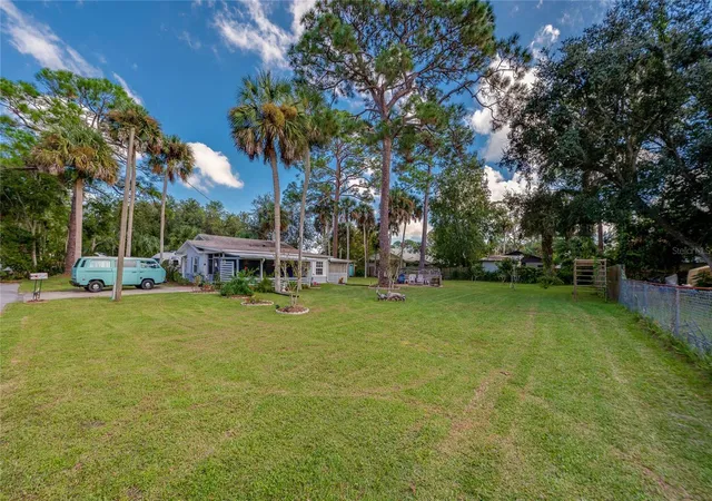 Photo 4 of Single family home for sale at 300 Alice St, Edgewater, FL 32132 | MLS# V4951790 | Listing updated on 2026-10-16