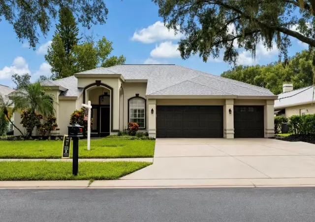 Photo 2 of Single family home for sale at 4730 Wrentham Pl, Palm Harbor, FL 34685 | MLS# TB8557375 | Listing updated on 2026-10-20
