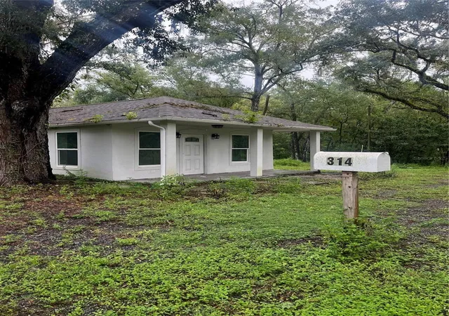 Single family home for sale at 314 Hendricks Ave, BROOKSVILLE, FL 34601 | MLS# TB8557389