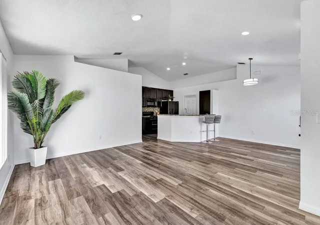 Photo 2 of Single family home for sale at 7422 Holw Ridge Cir, Orlando, FL 32822 | MLS# O6449329 | Listing updated on 2026-10-27