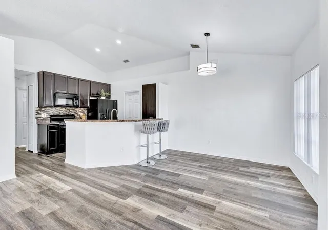 Photo 4 of Single family home for sale at 7422 Holw Ridge Cir, Orlando, FL 32822 | MLS# O6449329 | Listing updated on 2026-10-27