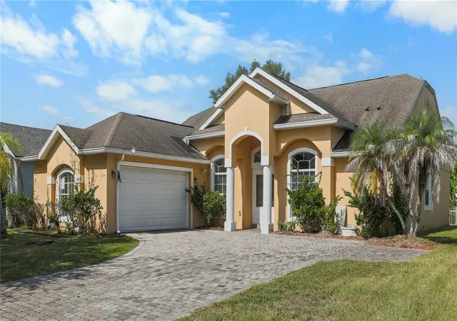 Photo 1 of Sale Pending at 2264 Viehman Trl, Kissimmee, FL 34746 | MLS# W7890270 | Listing updated on 2026-10-22