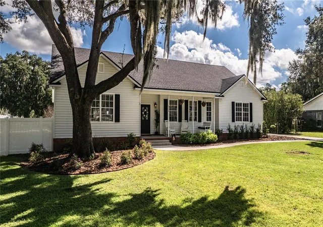 Photo 1 of Single family home for sale at 6206 Forestwood Dr W, Lakeland, FL 33811 | MLS# L4965735 | Listing updated on 2026-10-17