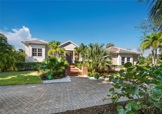 Photo 1 of Single family home for sale at 7200 Melaleuca Way, Sarasota, FL 34242 | MLS# A4709335 | Listing updated on 2026-10-29