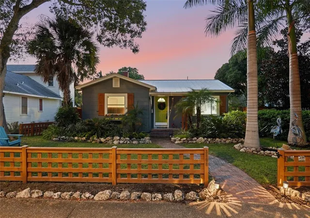 Photo 2 of Single family home for sale at 3108 10th Street N, Saint Petersburg, FL 33704 | MLS# TB8557405 | Listing updated on 2026-10-17