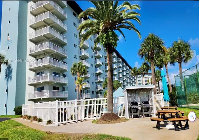 Photo 3 of Condo for sale at 100 Silver Beach Ave #720, Daytona Beach, FL 32118 | MLS# O6449354 | Listing updated on 2026-10-23