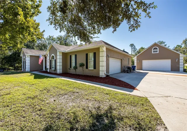 Photo 4 of Single family home for sale at 31524 Cross Crk Ln, Wesley Chapel, FL 33543 | MLS# TB8557412 | Listing updated on 2026-10-28