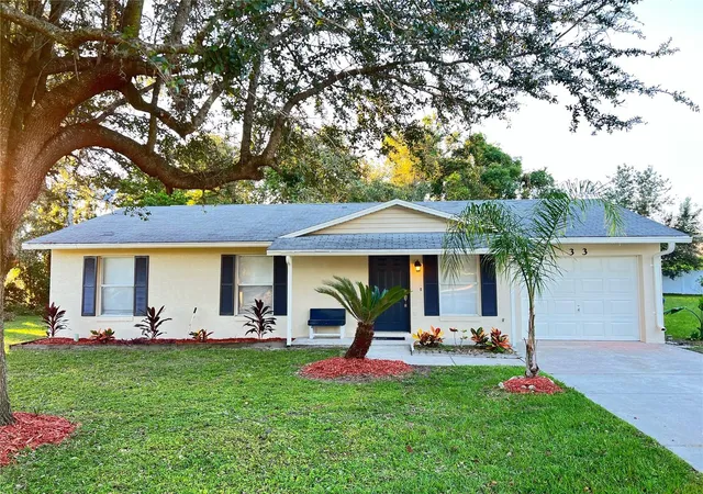 Single family home for sale at 33 Lakeview Ct, MASCOTTE, FL 34753 | MLS# O6449364