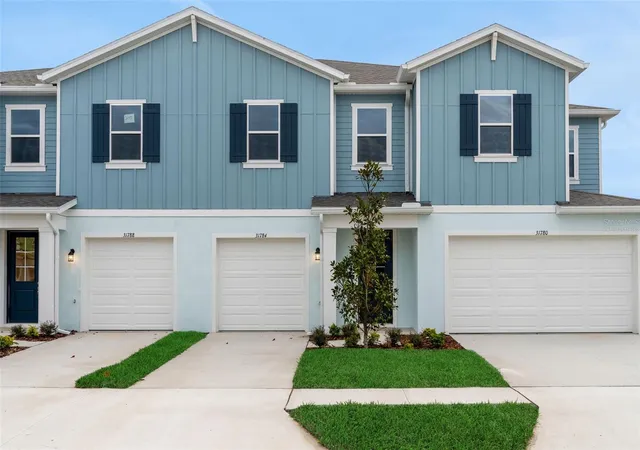 Townhouse for sale at 31630 Ocean Breeze Dr, SAN ANTONIO, FL 33576 | MLS# G5118988